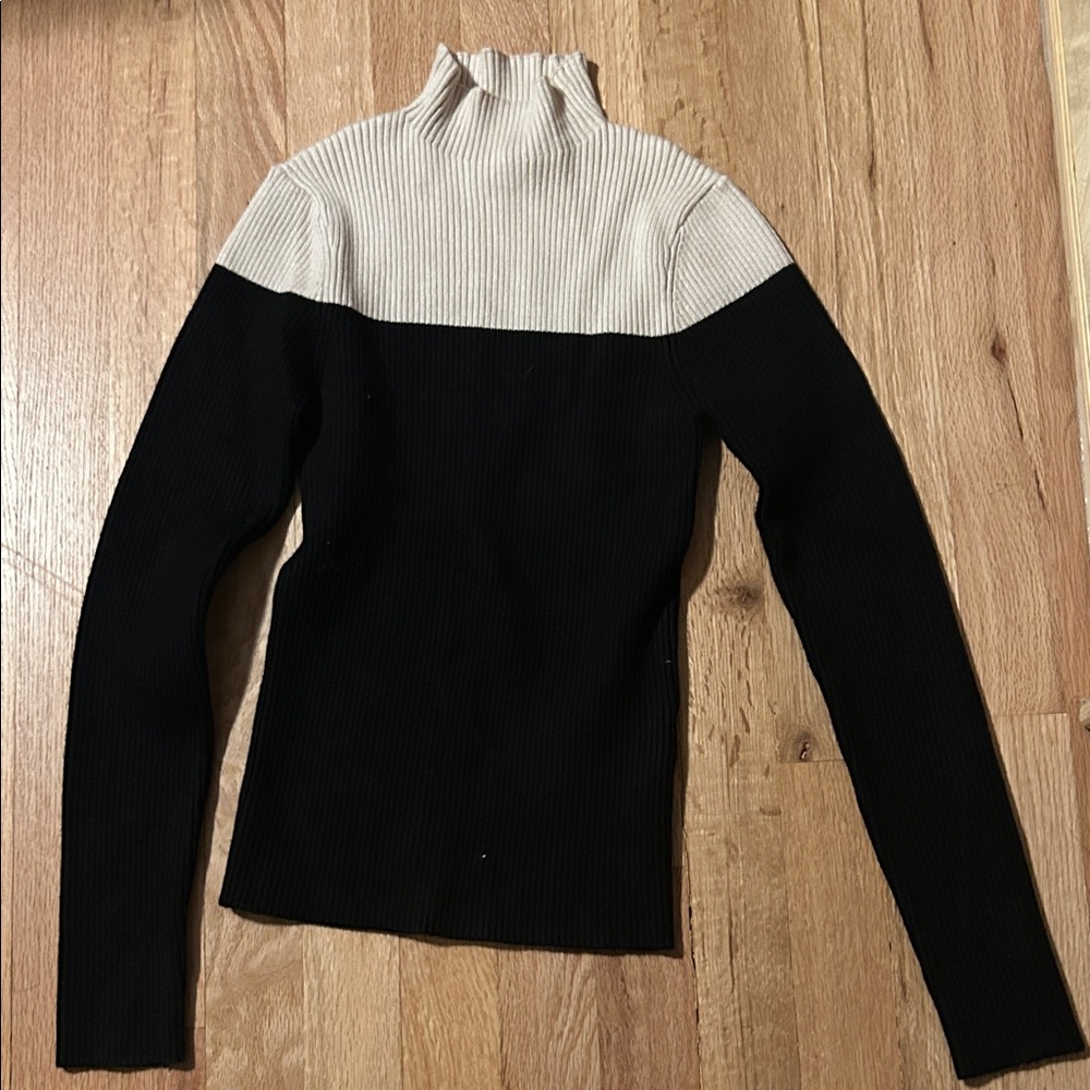 Black and Cream Women's Sweater